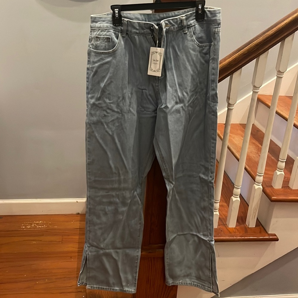 Flare Jeans (light wash)